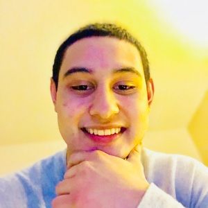 Meet your Posher, Cris